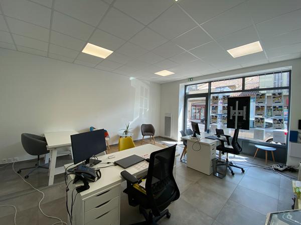 Local commercial 50 m² centre ville - Réf ROLLIER