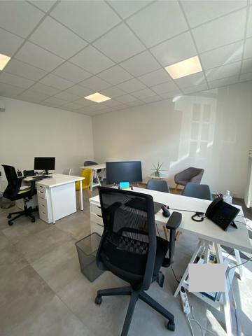Local commercial 50 m² centre ville - Réf ROLLIER