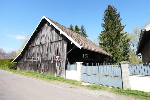 terrain à bâtir, 1100 m², dépendance cadastrée de 200m².
