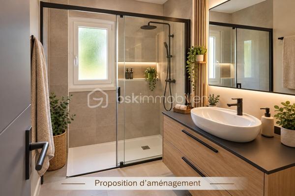 "VISITE VIRTUELLE DISPONIBLE SUR DEMANDE"
🏡 PLAIN-PIED – 3 CHAMBRES – GRANDE VÉRANDA – TERRAIN DE PRÈS DE 3 700 M²

À seulement 9 min de Josselin, 5 min du Roc-Saint-André, 15 min de Ploërmel et 30 min de Vannes, découvrez cette maison de plain-pied offrant un cadre agréable et un vaste terrain de près de 3 700 m² avec puits.

Dès l’entrée, vous découvrirez un séjour/salon de 23 m² avec cheminée, idéal pour profiter de belles soirées au coin du feu, ainsi qu’une cuisine aménagée et équipée de 9 m² attenante.

Véritable atout de la maison, la grande véranda de 27 m² prolonge agréablement l’espace de vie et permet de profiter du jardin en toute saison.

Côté nuit, la maison dispose de 3 chambres, d’une salle d’eau avec douche à l’italienne et d’un WC indépendant.

Pour compléter l’ensemble, vous bénéficierez d’un garage avec grenier, d’un carport ainsi que d’un abri de jardin, offrant de nombreux espaces de stationnement et de rangement.

À l’extérieur, le terrain de près de 3 700 m², agrémenté d’un puits, offre un bel espace pour profiter pleinement des beaux jours, créer un potager ou accueillir différents projets selon vos envies. Vous disposez aussi d'un verger..

LES ATOUTS :
✓ Maison entièrement de plain-pied
✓ 3 chambres
✓ Cheminée
✓ Véranda de 27 m²
✓ Garage avec grenier
✓ Carport et abri de jardin
✓ Terrain de près de 4 500 m²
✓ Puits
✓ Situation pratique entre Josselin et Ploërmel

Une maison fonctionnelle offrant de beaux espaces intérieurs et extérieurs, à découvrir rapidement !

A prévoir, rafraichissement total et mise aux normes de l'assainissement

Contactez-moi pour plus d’informations et organiser une visite.