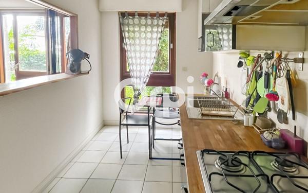 Appartement à vendre    3 pièces • 65 m2 Le Chesnay