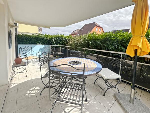 APPARTEMENT 3 AVEC GRANDE TERRASSE