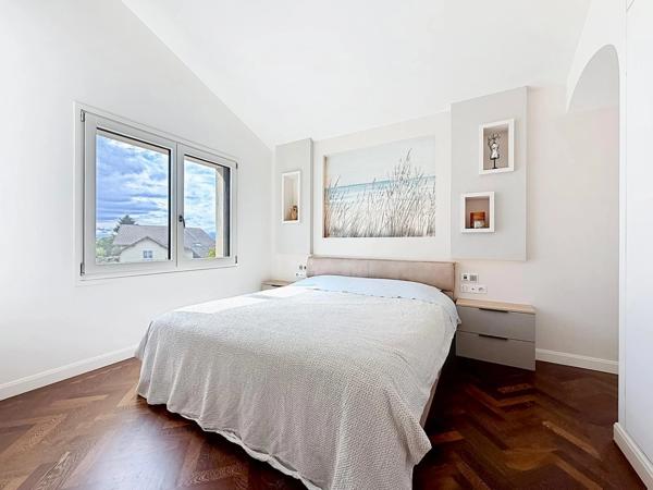 CHENS-SUR-LÉMAN – Maison 140 m² avec jardin arboré, garage et beaux volumes