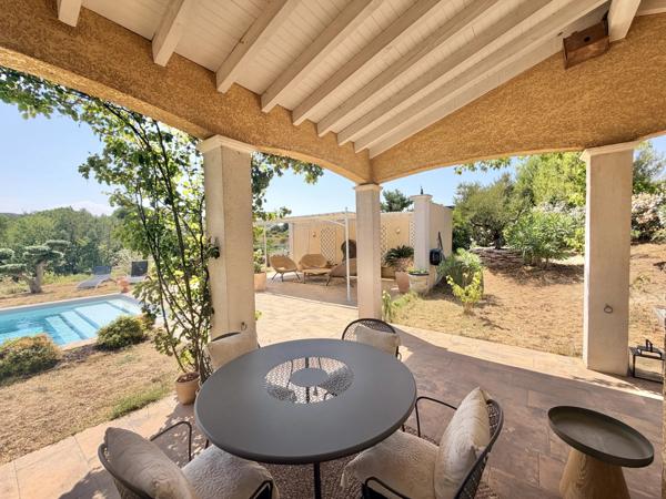 Élégante villa de style méditerranéen à deux pas du Lac de la Cavayère et Carcassonne