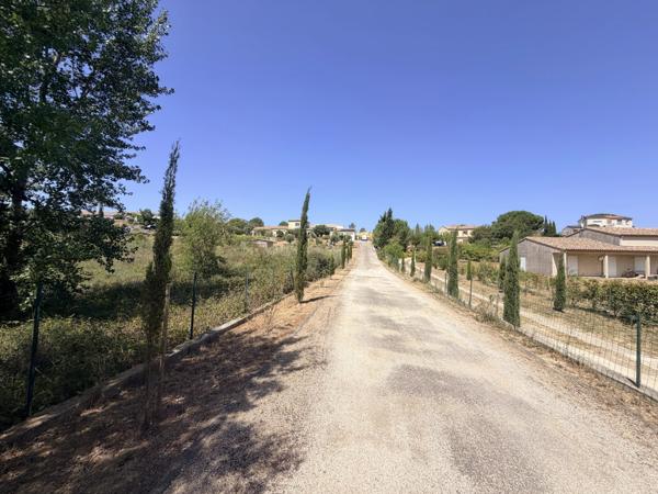 Élégante villa de style méditerranéen à deux pas du Lac de la Cavayère et Carcassonne