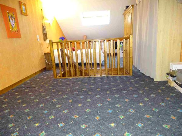 Maison familiale avec dépendances