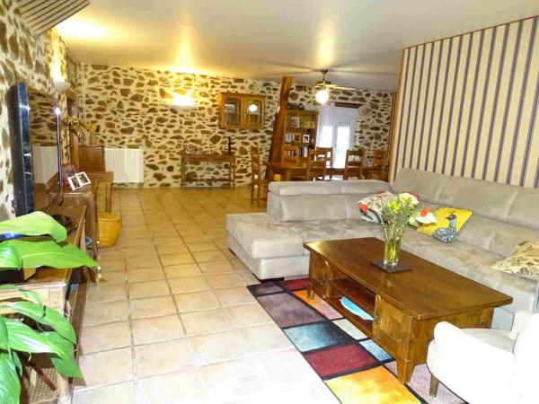 Maison familiale avec dépendances