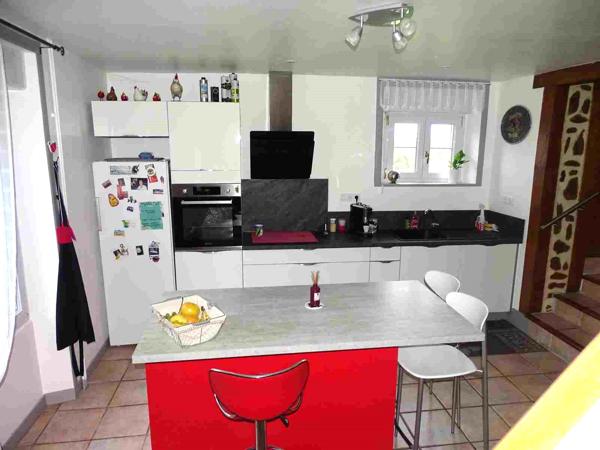 Maison familiale avec dépendances