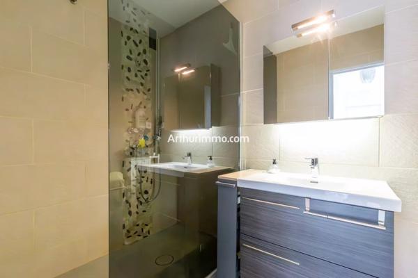 Vente                                                      Appartement
                        
                     4 pièces                      79 m2                     à Sucy-en-Brie