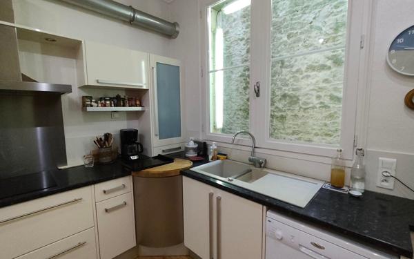 Maison à vendre    6 pièces •  Rochefort