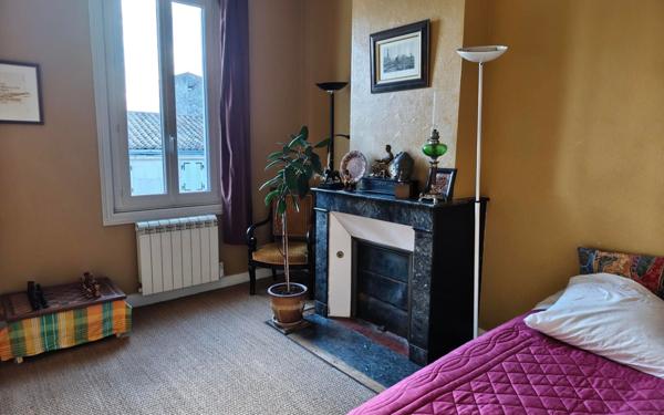 Maison à vendre    6 pièces •  Rochefort