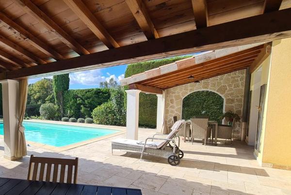 MAISON 147 m2 avec piscine