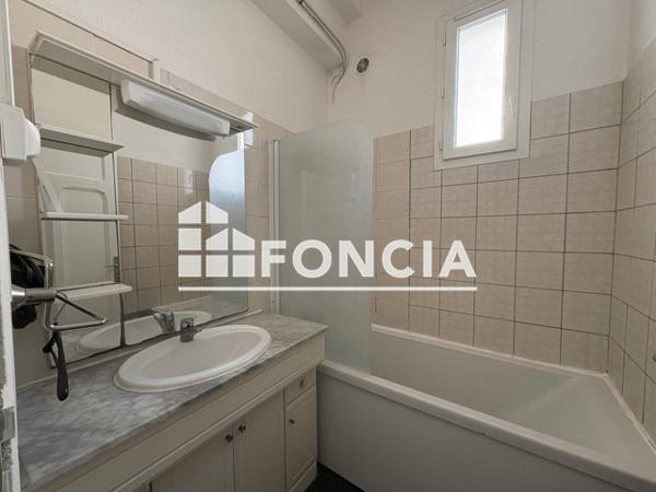 Location Appartement 3 pièces 68.43 m² - 134 BLD DU DOCTEUR CUNEO Toulon 83000