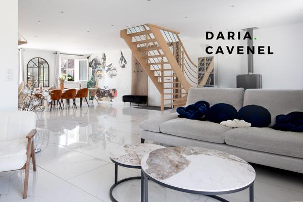 Maison
         5 pièces
        - 110 m² Exclusivité 585 000 € *