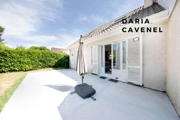 Maison
         5 pièces
        - 110 m² Exclusivité 585 000 € *