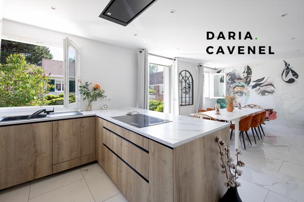 Maison
         5 pièces
        - 110 m² Exclusivité 585 000 € *
