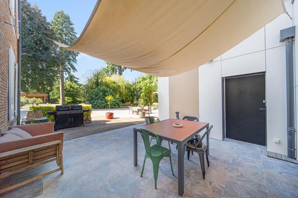 Propriété bourgeoise à Seurre de 220 m² avec parc paysagé et vue Saône