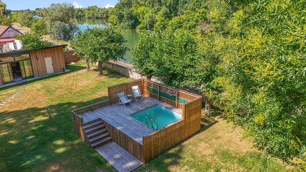 Propriété bourgeoise à Seurre de 220 m² avec parc paysagé et vue Saône