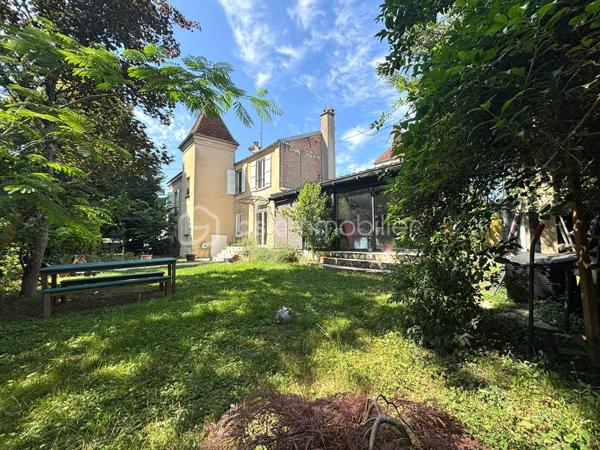 Maison de 161 m²