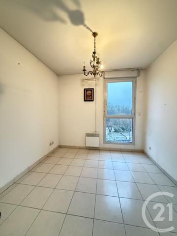 Appartement F4 à vendre  5 pièces - 96 m2 GRIGNY - 69