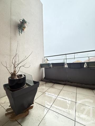 Appartement F4 à vendre  5 pièces - 96 m2 GRIGNY - 69