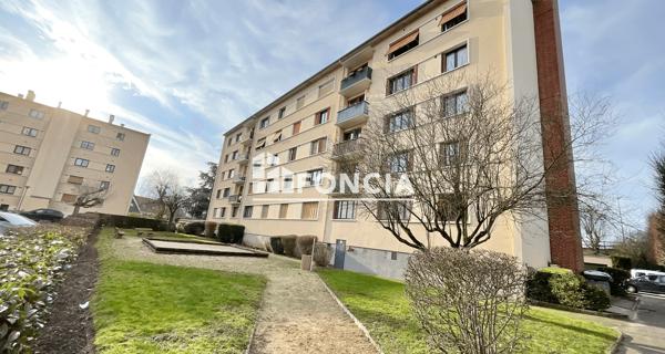 À vendre Appartement 4 pièces 67.18 m² - Les Clayes-sous-bois 78340
