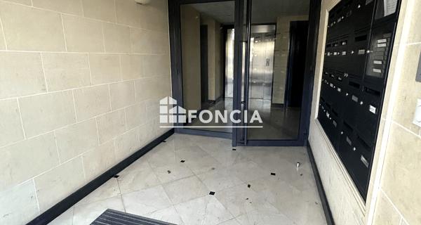 À vendre Studio 29.37 m² - Asnières-sur-seine 92600