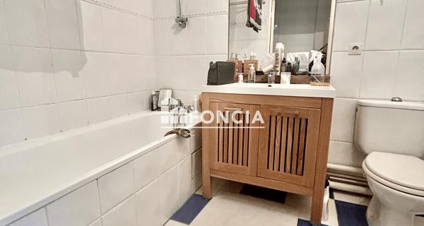 À vendre Studio 29.37 m² - Asnières-sur-seine 92600