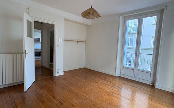 Appartement à louer    1 pièce •  Brest