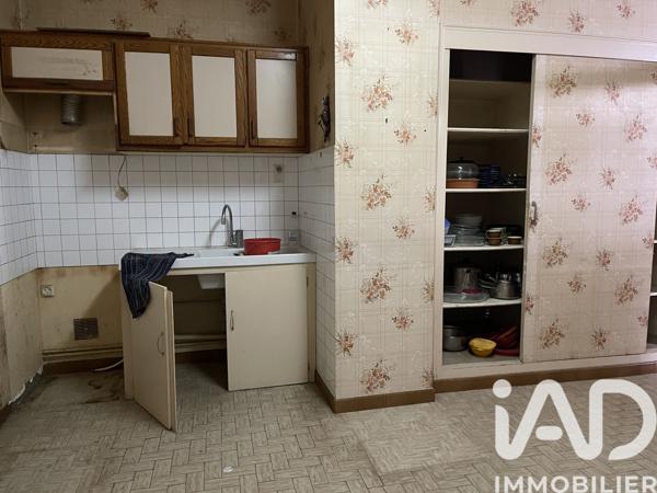 Maison à vendre 13 pièces 294 m² Châteauroux