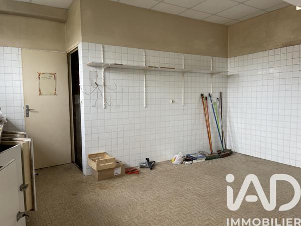 Maison à vendre 13 pièces 294 m² Châteauroux