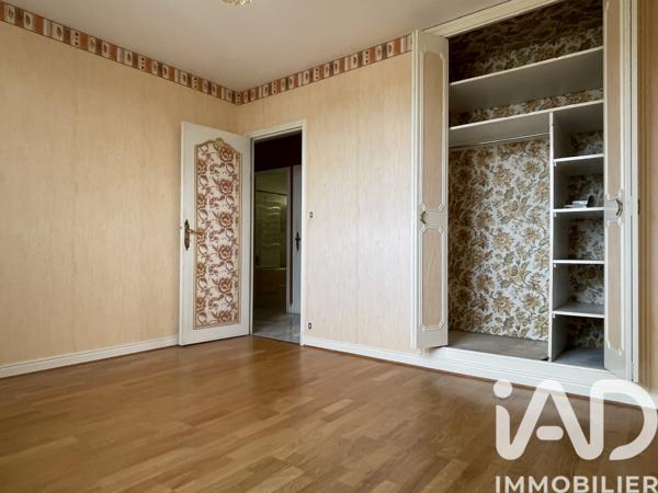 Maison à vendre 13 pièces 294 m² Châteauroux