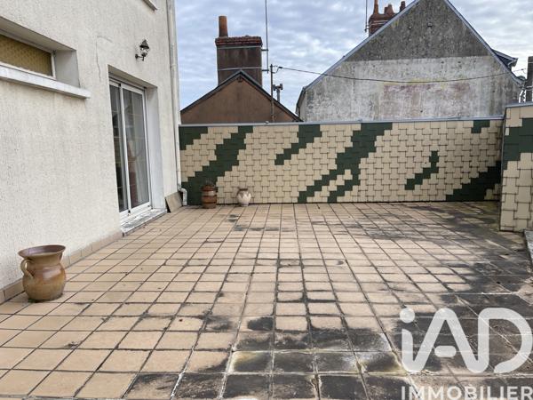 Maison à vendre 13 pièces 294 m² Châteauroux
