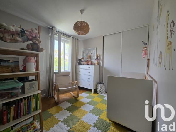Appartement à vendre 3 pièces 67 m² Saint-Cyr-l'École
