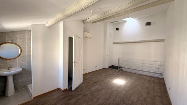 Maison de ville entièrement rénovée – Quartier Trinquetaille