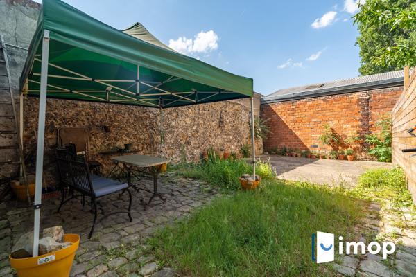 Métro Hoche - T2 de 21,80m2 avec jardin privatif de 59m2 + cave