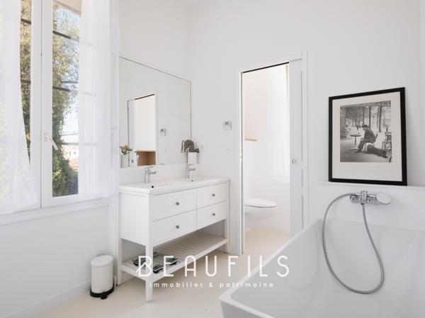 Saint-Laurent-d'Aigouze (30220) SAINT-LAURENT-D’AIGOUZE – PROPRIÉTÉ DE CARACTÈRE DU XIXème – 245m² - Terrain 800m²