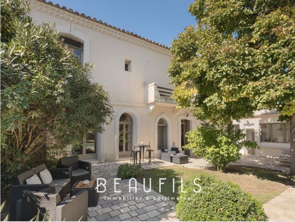 Saint-Laurent-d'Aigouze (30220) SAINT-LAURENT-D’AIGOUZE – PROPRIÉTÉ DE CARACTÈRE DU XIXème – 245m² - Terrain 800m²