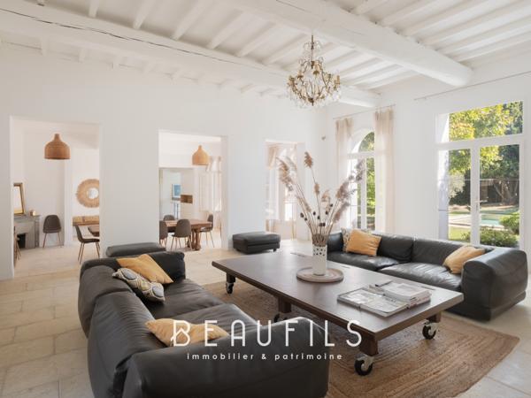 Saint-Laurent-d'Aigouze (30220) SAINT-LAURENT-D’AIGOUZE – PROPRIÉTÉ DE CARACTÈRE DU XIXème – 245m² - Terrain 800m²