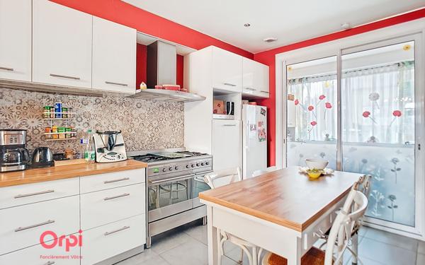 Maison à vendre    6 pièces •  Angers