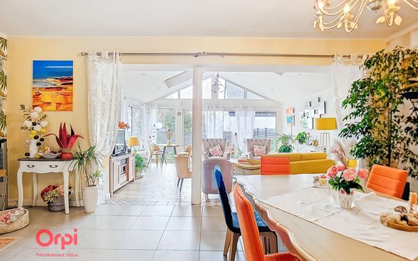 Maison à vendre    6 pièces •  Angers