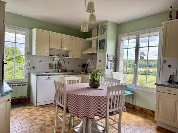 Ensemble immobilier de caractère avec vue panoramique  sud Angoulême