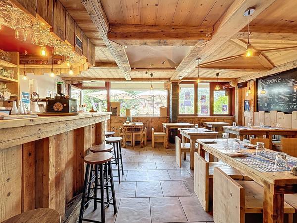 Restaurant / Bar Lelex 4.8/5 sur 350 Avis