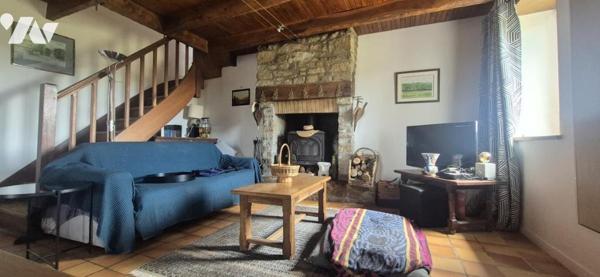 MAISON EN PIERRES - TERRAIN 1350 M2