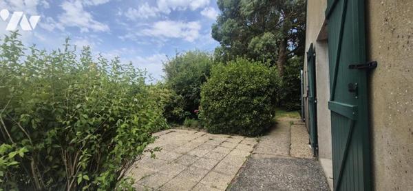 MAISON EN PIERRES - TERRAIN 1350 M2