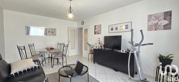 Appartement 3 pièces de 64 m² à AUNEAU (28700)