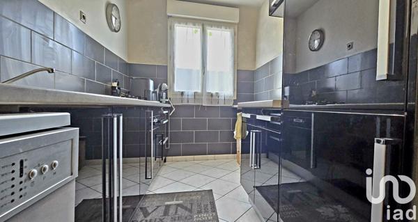 Appartement 3 pièces de 64 m² à AUNEAU (28700)