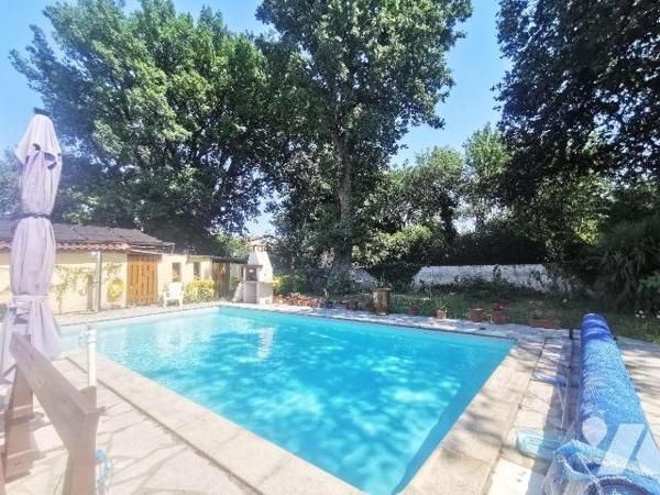 Maison à Vendre à Saint-Martin-de-Crau (13310) en Bouches-du-Rhône (13)

Située dans le secte...