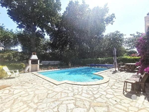 Maison à Vendre à Saint-Martin-de-Crau (13310) en Bouches-du-Rhône (13)

Située dans le secte...