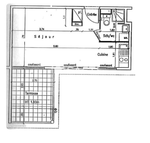 Grand studio à vendre à Fort de France de 28m² !
